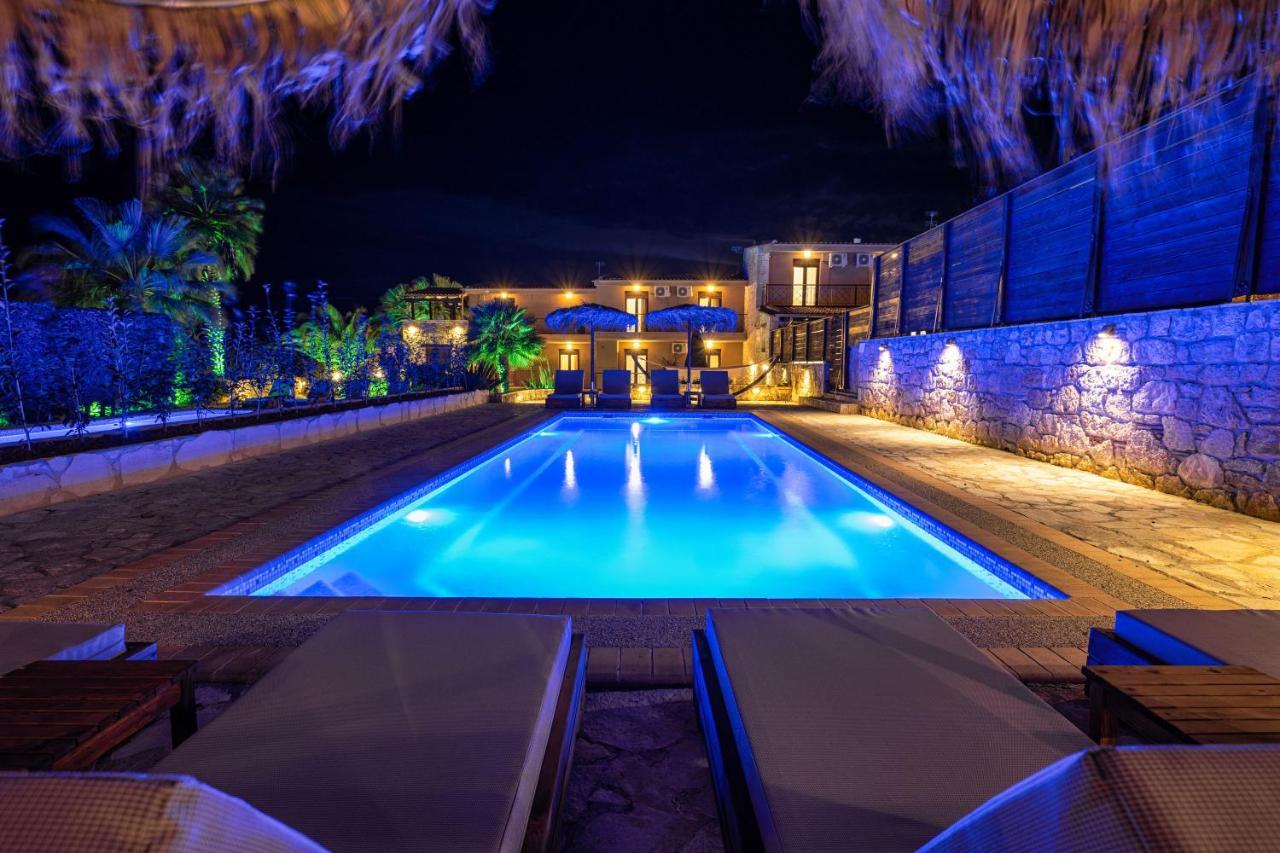 Palmrise Luxury Villas By Travel Pro Services - Nea Skioni Halkidiki Eksteriør bilde